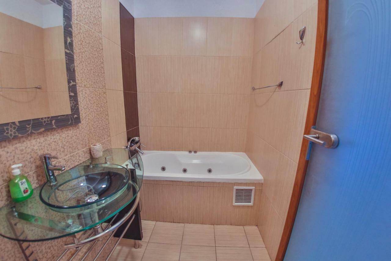 בוקרשט Dream Residence Romantic מראה חיצוני תמונה